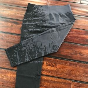 Fabletics Capris.